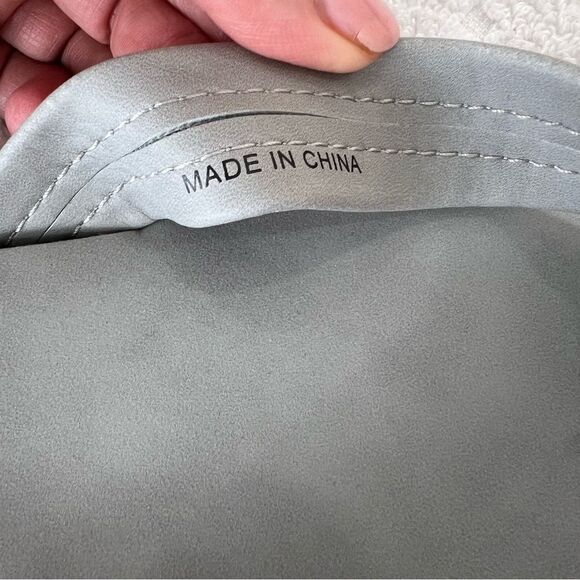 NWOT . J. Crew Gray Flip Flops Sandals Men's - Picture 3 of 6